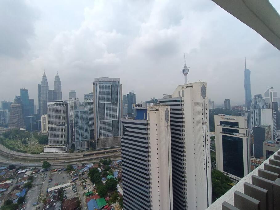 Pangsapuri Col 27a Klcc View Infinity Pool View Kuala Lumpur