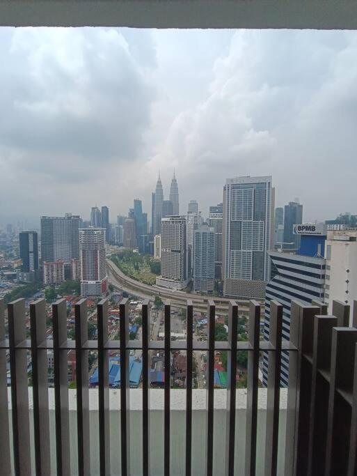 Col 27a Klcc View Infinity Pool View Pangsapuri